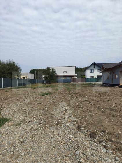 Teren intravilan 754 mp, deschidere 15,5 ml, zona Trivale, Negociabil