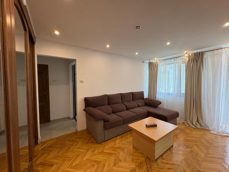 Stefan cel Mare, ap.2 camere, 57mp, et.5, mobilat, 95.000Euro