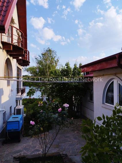 SUPER OCAZIE SE VINDE VILA DE LUX SI CASA DE OASPESTI IN BALOTESTI LA LAC 555000 - 49