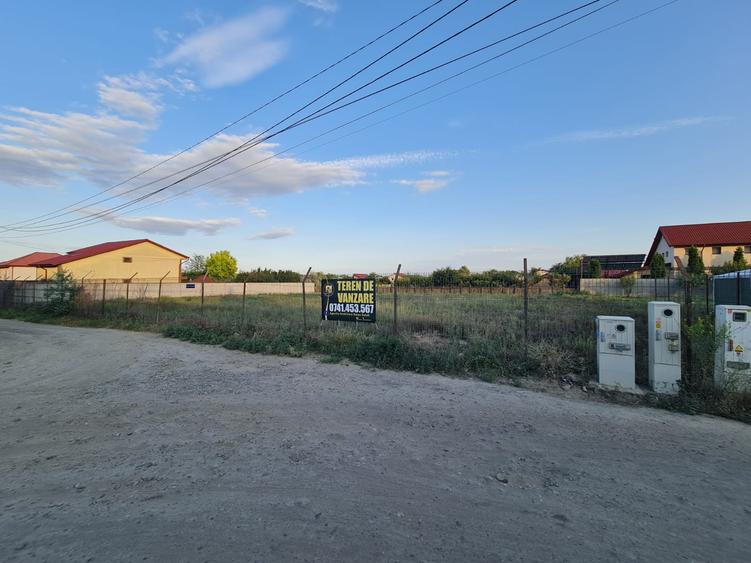 Vanzare teren intravilan 950mp, Sat Costi, Jud. Galati, cu utilitatile la limita