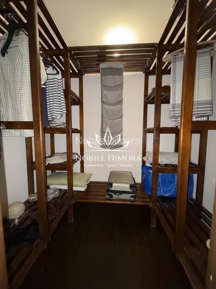 Casa unica in Timisoara: 5 camere - 3 bai - 2 garaje - 950 mp de teren - 22
