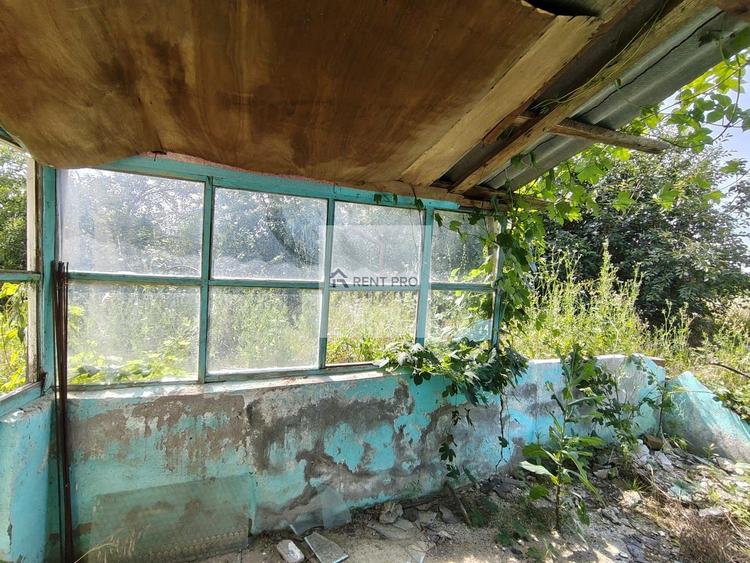 Teren de 11.000 mp cu casă și teren agricol | La 40 km de București |