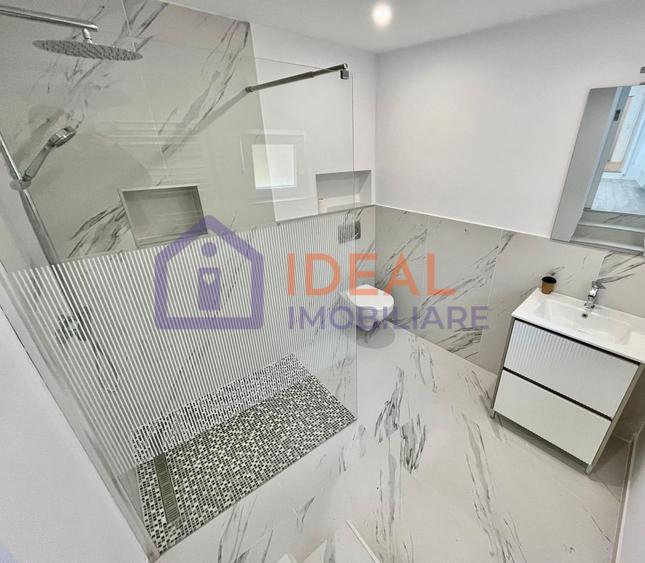 Apartament Ultracentral cu 2 camere complet renovat - de vânzare