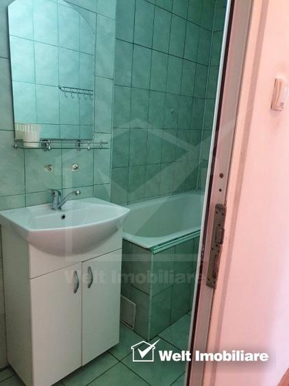 Apartament 4 camere, decomandat, etaj intermediar, BIG, Manastur