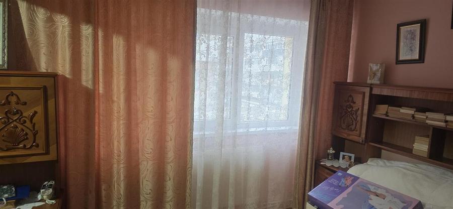 4 camere, etaj 1, Mobilat si Utilat, Progresu