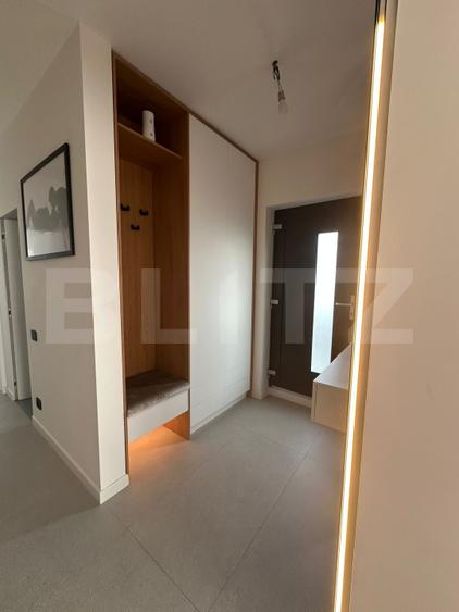 Duplex cu 4 camere, 178 mp utili, cu garaj, panoramă superbă, zona Voronet