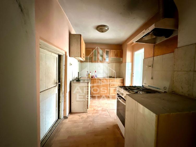 Casa Individuala de vanzare situata in localitatea Utvin