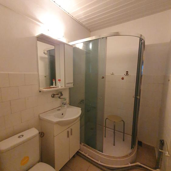 380euro/luna, Podu Ros Restaurant Odeon, 3 camere, mobilat,