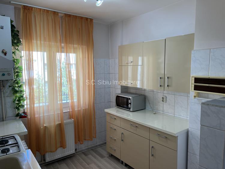 ap 2 camere decomandate calea dumbravii colt cu siretului et 3 - 9