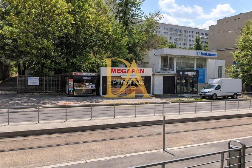Spațiu comercial modular premium de vânzare Titan – Metrou Titan - 4
