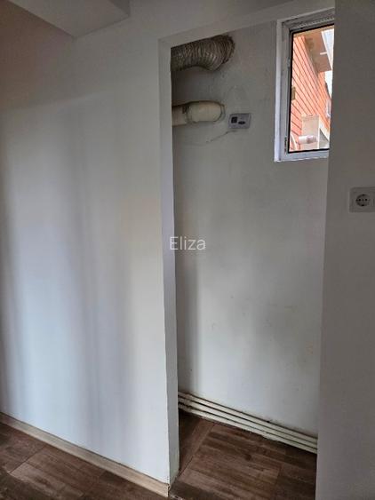 Apartament cu 3 camere de vânzare – Zona Centrală - 13
