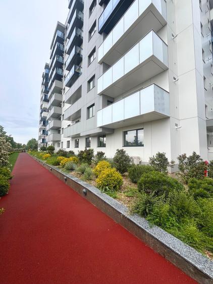 Prima Închiriere: Apartament Premium de 3 Camere în Cortina North  (+TVA)