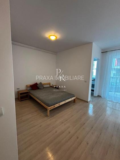 Apartament o camera, 35 mp utili, decomandat, garaj, zona Poligonului! - 2