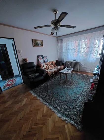 Apartament 2 camere-53 mp-Podu Ros-Piata Nicolina