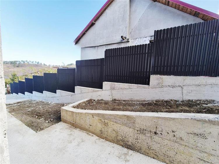 Casa de vanzare cu priveliste frumoasa