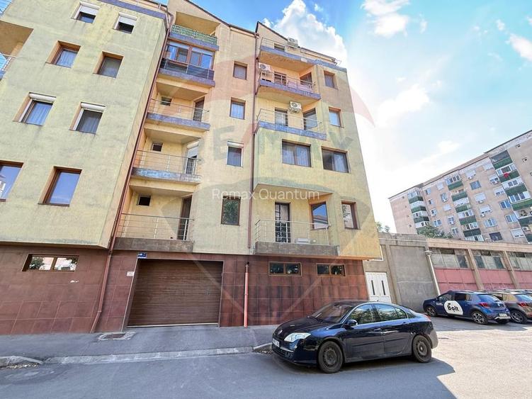 De Vânzare Apartament cu 2 camere,53 mp,  etaj 1,  Bloc Nou- Rogerius - 4