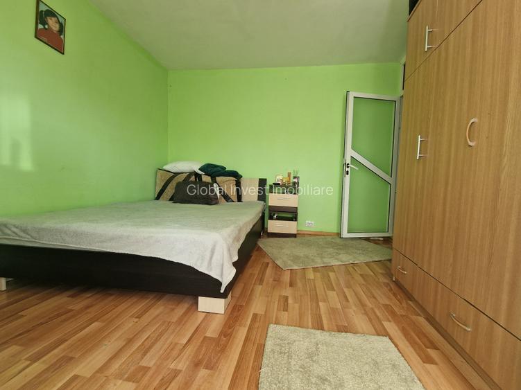 Navodari(Sud)- 3 camere decomandate confort 0, parcare, gaze - 87.000euro - 32