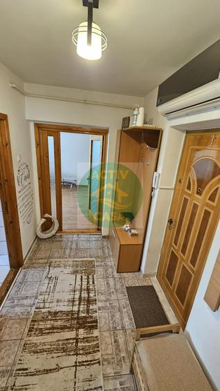 De inchiriat apartament cu 2 camere, etaj 3, zona Pietonal Stefan cel Mare