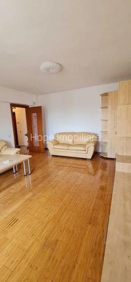 Nerva Traian-Apartament de 2 camere-decomandat - 6