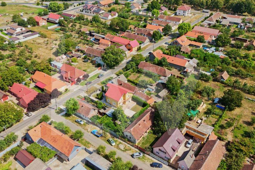 Vila cu 5 dormitoare și grădină generoasă, perfectă pentru familia ta!