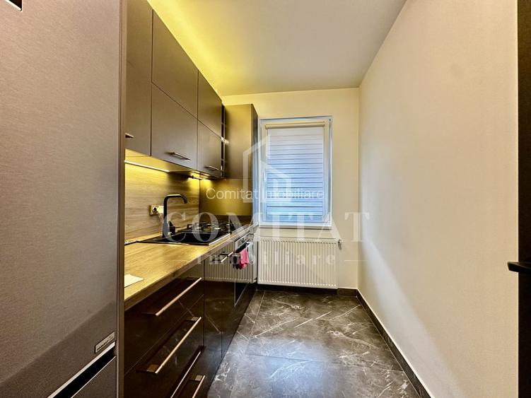 Apartament la cheie | Parcare | Zona Str Porii - 10