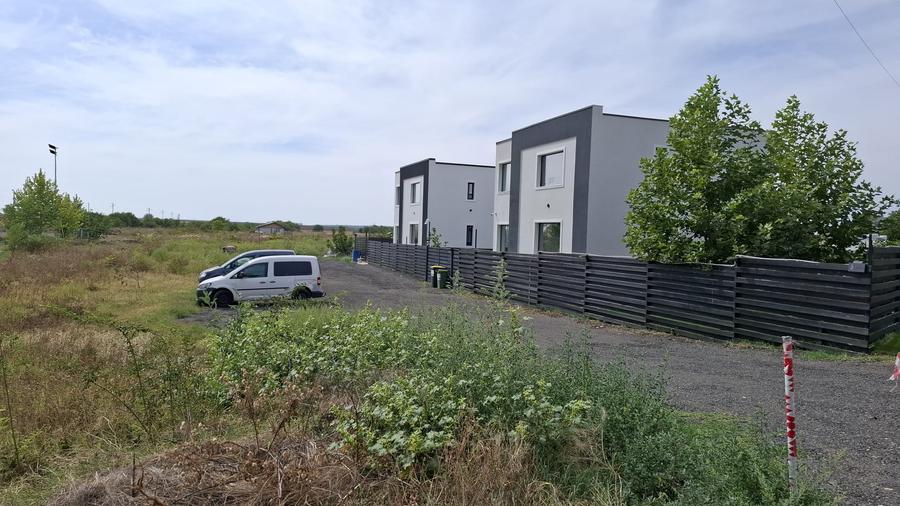 Str. Stadionului, langa Casa de Cultura