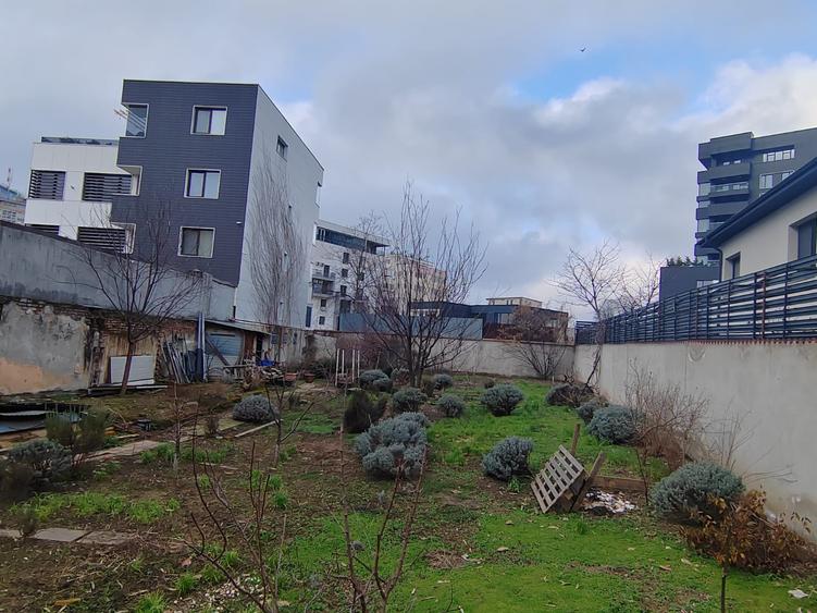 Teren de vânzare – București, Barbu Vacarescu || Strada Turnul Eiffel.