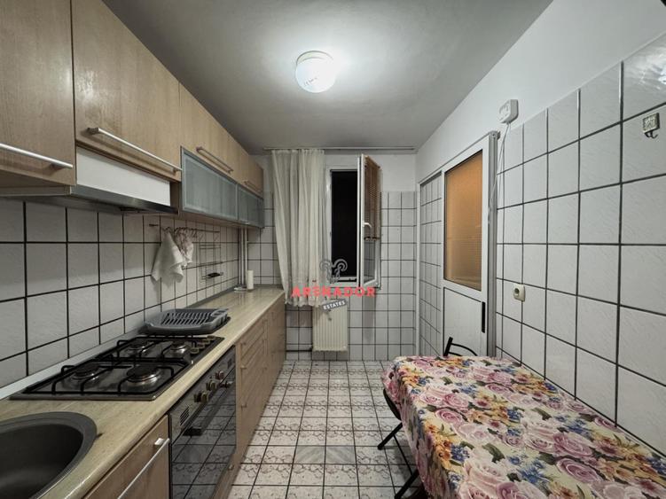 3 Camere | Titan | Metrou 3 min | 2/4 etaj | 65 mp