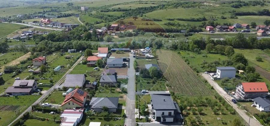 Teren 700 mp in ansamblu privat exclusivist Radaia, Cluj