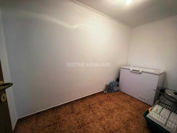 Casă individuală 4 camere 2 garaje 150 mp + anexa și gradina - 38