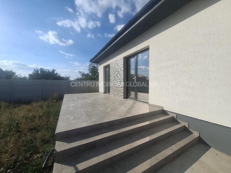 ​Casă individuală cu 4 camere de vânzare – Parter modern în zona Domnești - 4