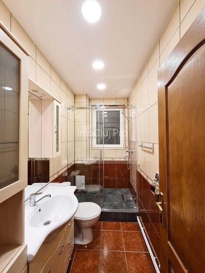 🏡 Apartament spațios cu 4 camere și garaj | Zorilor | 90 mp utili - 8