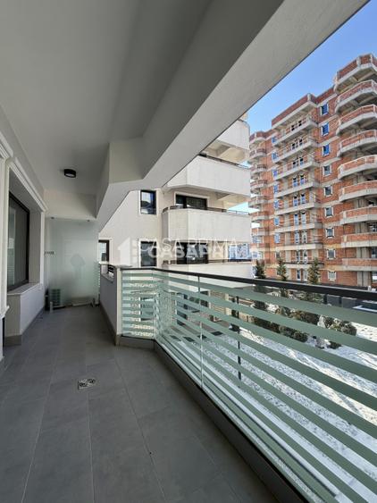Apt ROYAL TOWN prima inchiriere mobilat&utilat nou, loc de parcare inclus!