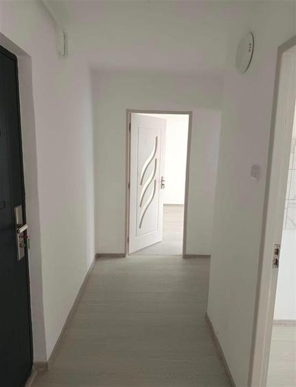 Apartament 2 Camere Decomandat Nicolina Cug