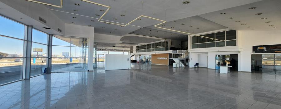 Showroom auto in suprafata 6.500 mp, deschidere 90 ml la DN 1, teren 15.000 mp.