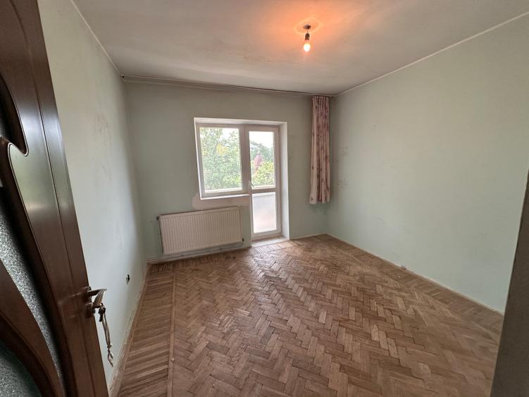 Apartament 3 camere, 2 balcoane - bloc tip vila, Bld. Mihai Eminescu