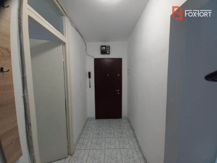 Apartament 3 camere | Decomandat | 72 mp | Etaj 3 | Zona Modern