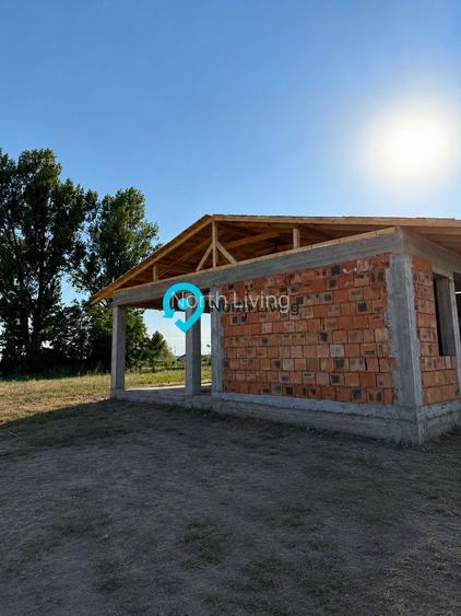 Case individuale -Comana Giurgiu situat langã Lacul Comana