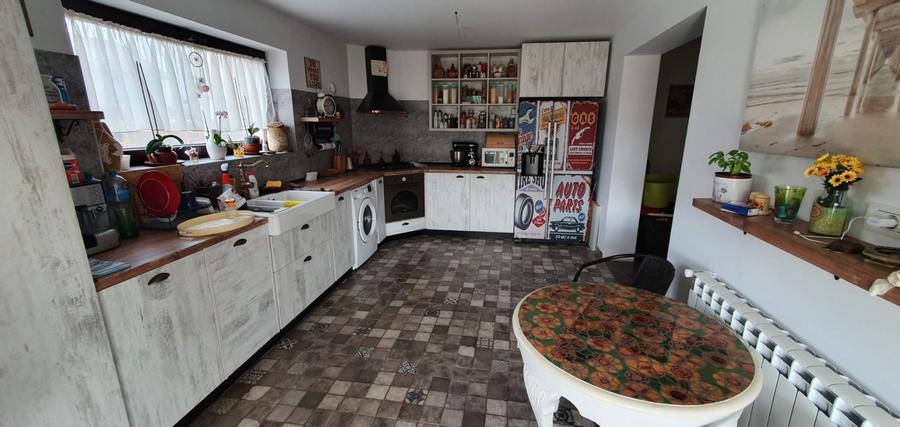 Casă modernă 2020, teren 450 mp - 1 Decembrie