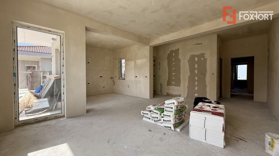 Duplex cu 3 camere si teren de 322 mp, toate utilitatile zona Mosnita Noua