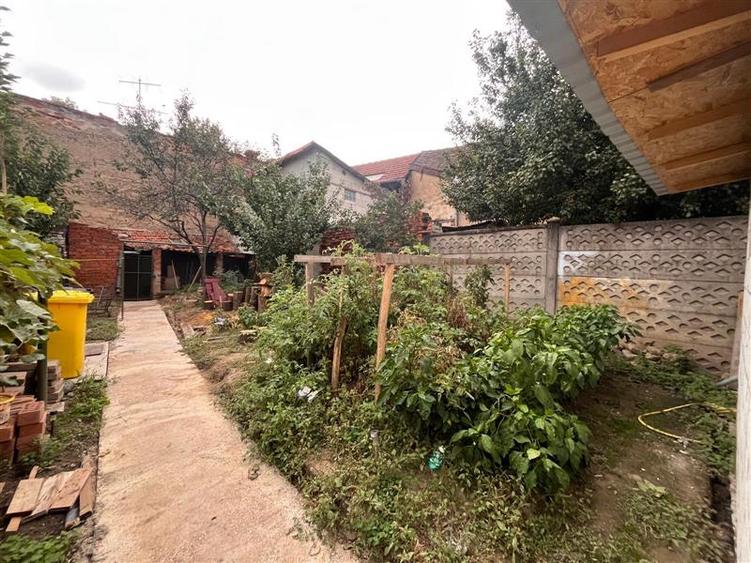 Lugoj, Casa 130 Mp. Teren 250 Mp. Central, Zona ZERO