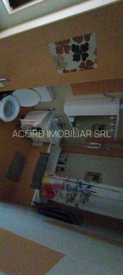 Casă / Vilă cu 6 camere în zona Kamsas - 14