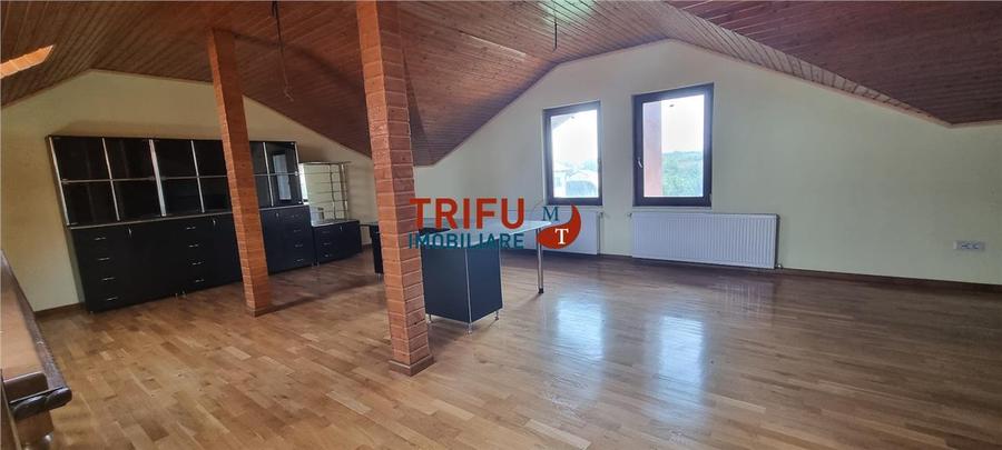 Casa 10 camere de inchiriat zona Centru cu piscina interioara