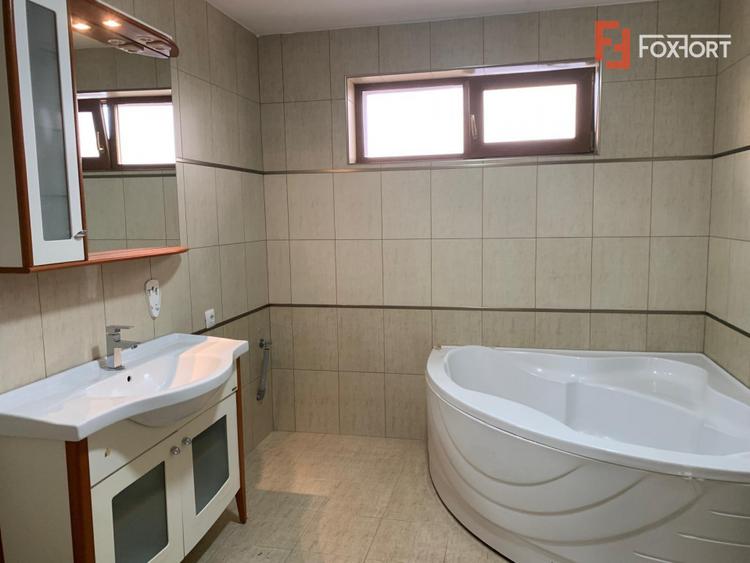 Casa individuala cu 16 camere de inchiriat, zona Sag