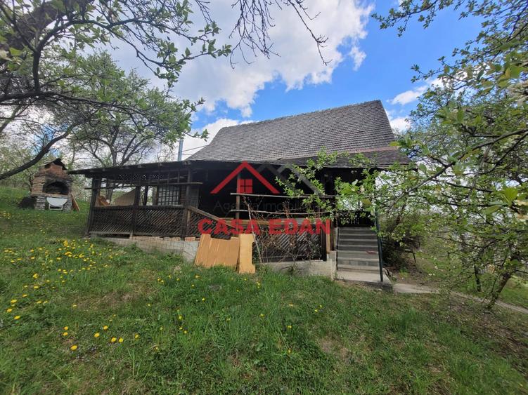 ●Casa de vacanta in Breaza, 3 camere, teren 1906 mp, 120.000e●