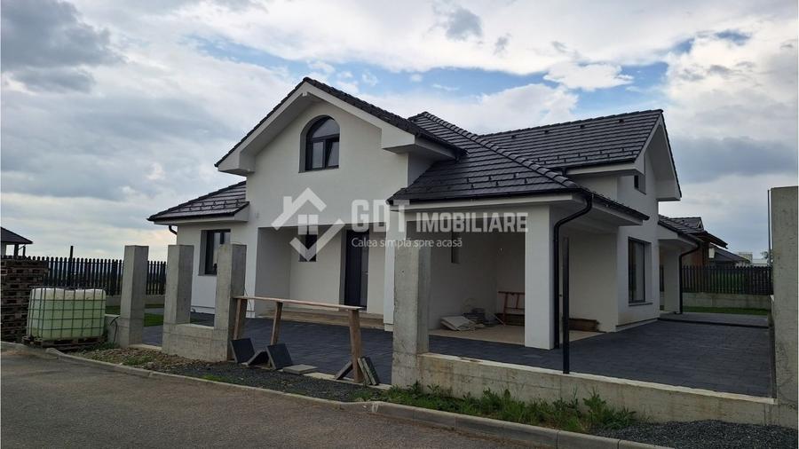 Casă individuală P+M de vânzare în Cisnădie, Șoseaua Sibiului – 299.000 €