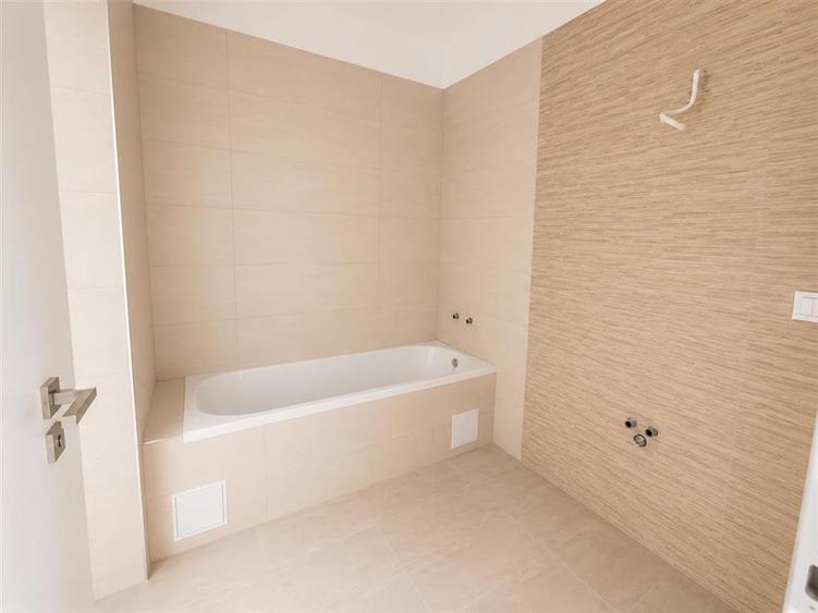 Penthouse NOU 3 camere 2 bai terasa si parcare subterana