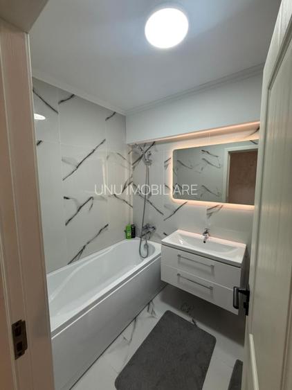 Bloc nou - 2 camere - Pacurari complex TR Millenium- etaj 2 - 130000 euro - 8