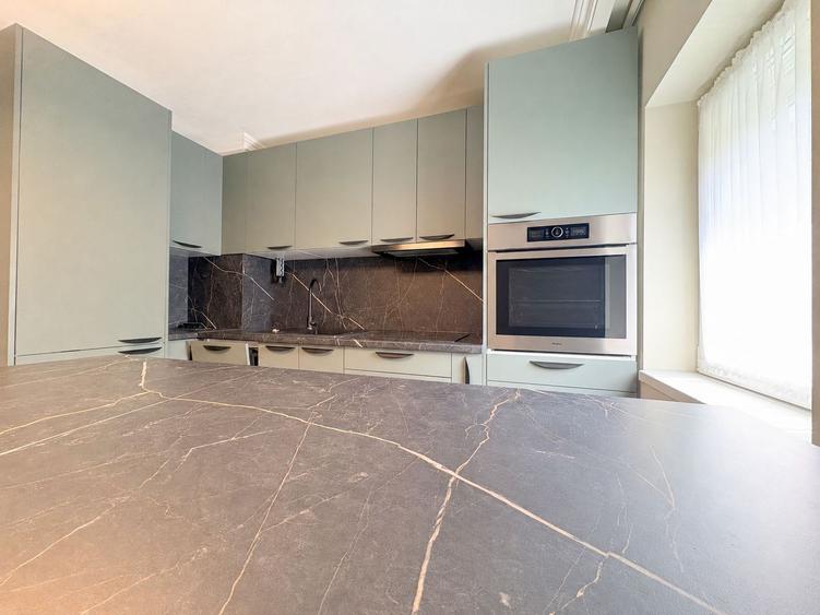 2 camere, renovat integral, etajul 1 - Complexul Studentesc