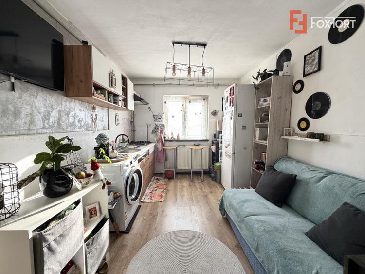 Apartament cu 2 camere - 50 mp, semidecomandat, zona Sagului - 10